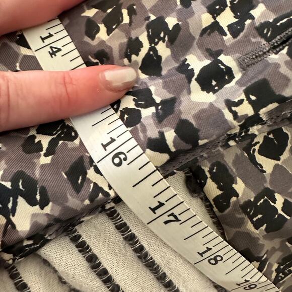 1950s Vintage | Leslie Fay Silk cocktail Set Sheath Dress & Jacket | Size 6 - Picture 13 of 13